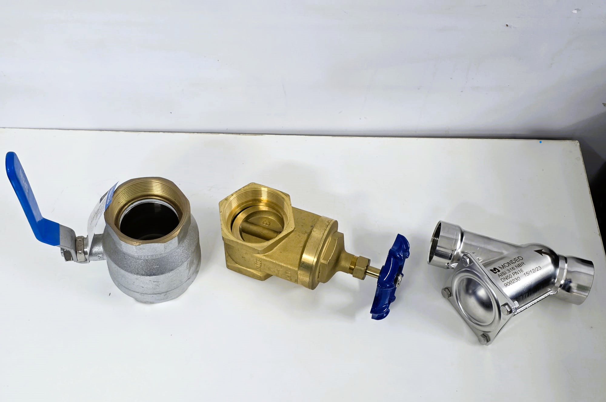 Genebre%20Valves%20%28Ball%20Valves,%20Gates%20Valves%20and%20Check%20Valves%29